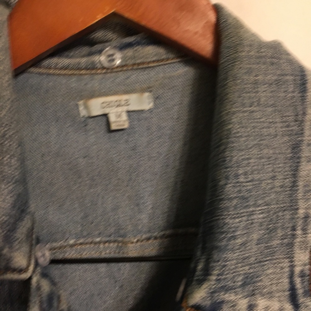 Vest - Picture 6 of 6